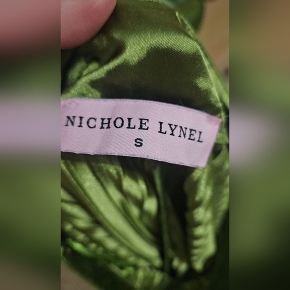 NICHOLE LYNEL Green Bustier Crop Top Pants Set. Size small - Picture 7 of 16